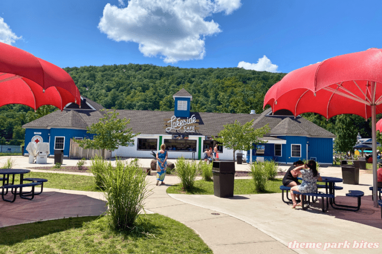 Lakeside Café